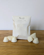 Load image into Gallery viewer, Coconut Lime Wax Melts Pack of 6