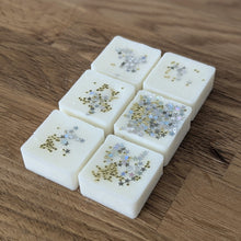 Load image into Gallery viewer, Christmas Tree Wax Melts