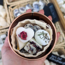 Load image into Gallery viewer, Wax Melt Collection Tin