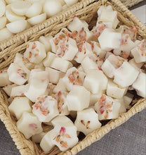 Load image into Gallery viewer, Wild Rhubarb Wax Melts