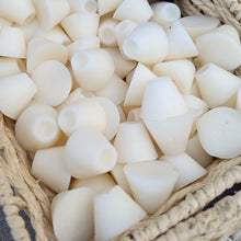 Load image into Gallery viewer, Coconut Lime Wax Melts Pack of 6
