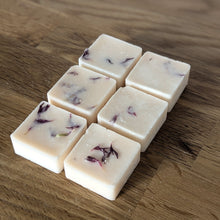 Load image into Gallery viewer, Myrrh &amp; Tonka Wax Melts
