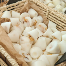 Load image into Gallery viewer, Mint Ginger Wax Melts Pack of 6
