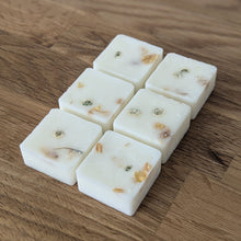 Load image into Gallery viewer, Pear &amp; Freesia Wax Melts
