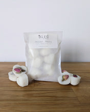 Load image into Gallery viewer, Velvet Peony Wax Melts Pack of 6

