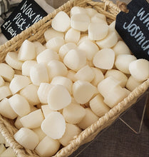 Load image into Gallery viewer, White Jasmine Wax Melts
